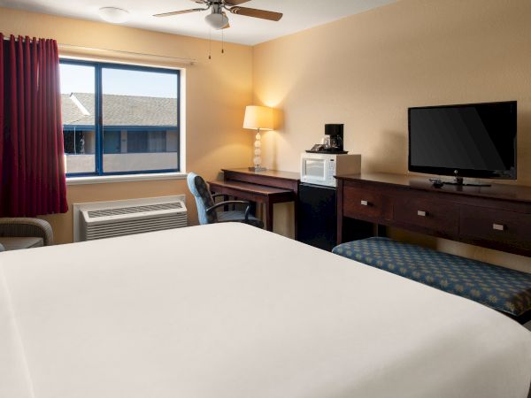 Bay Breeze Inn